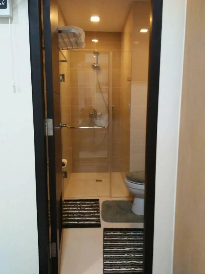 101 Newport Blvd Condotel Manila Philippines